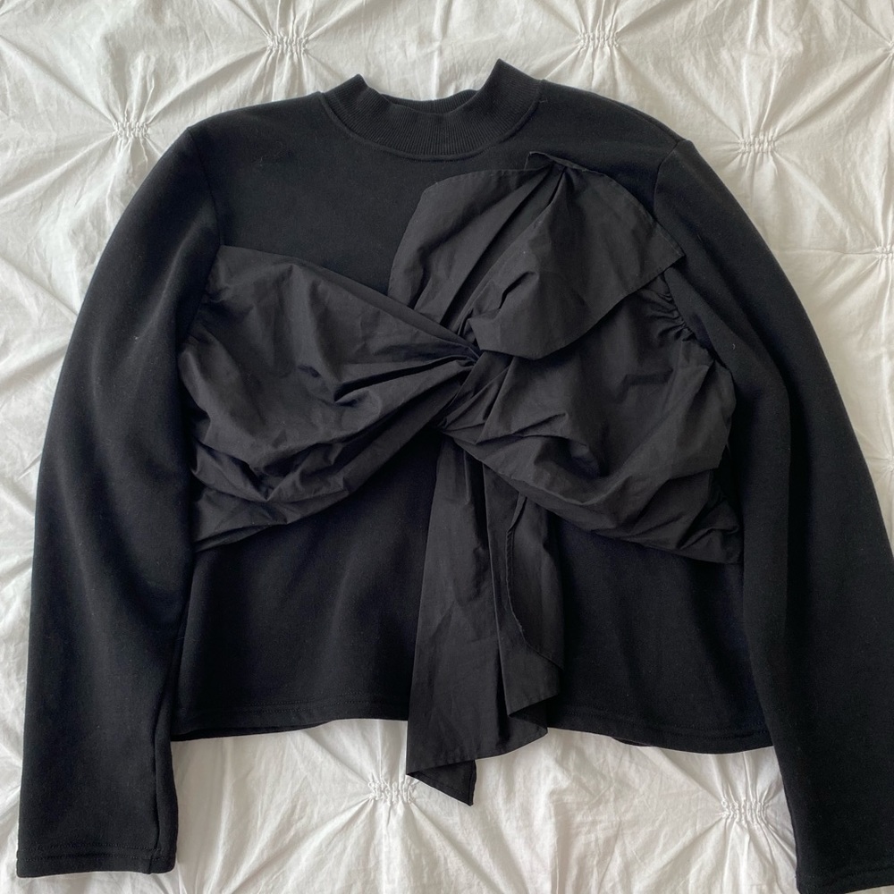 Zara Sweater w/ Beautiful Tie Detail